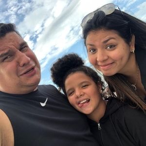 Meet your Posher, Camila fernanda